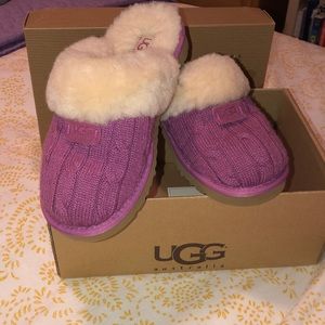 pink ugg slippers! cozy knit!
